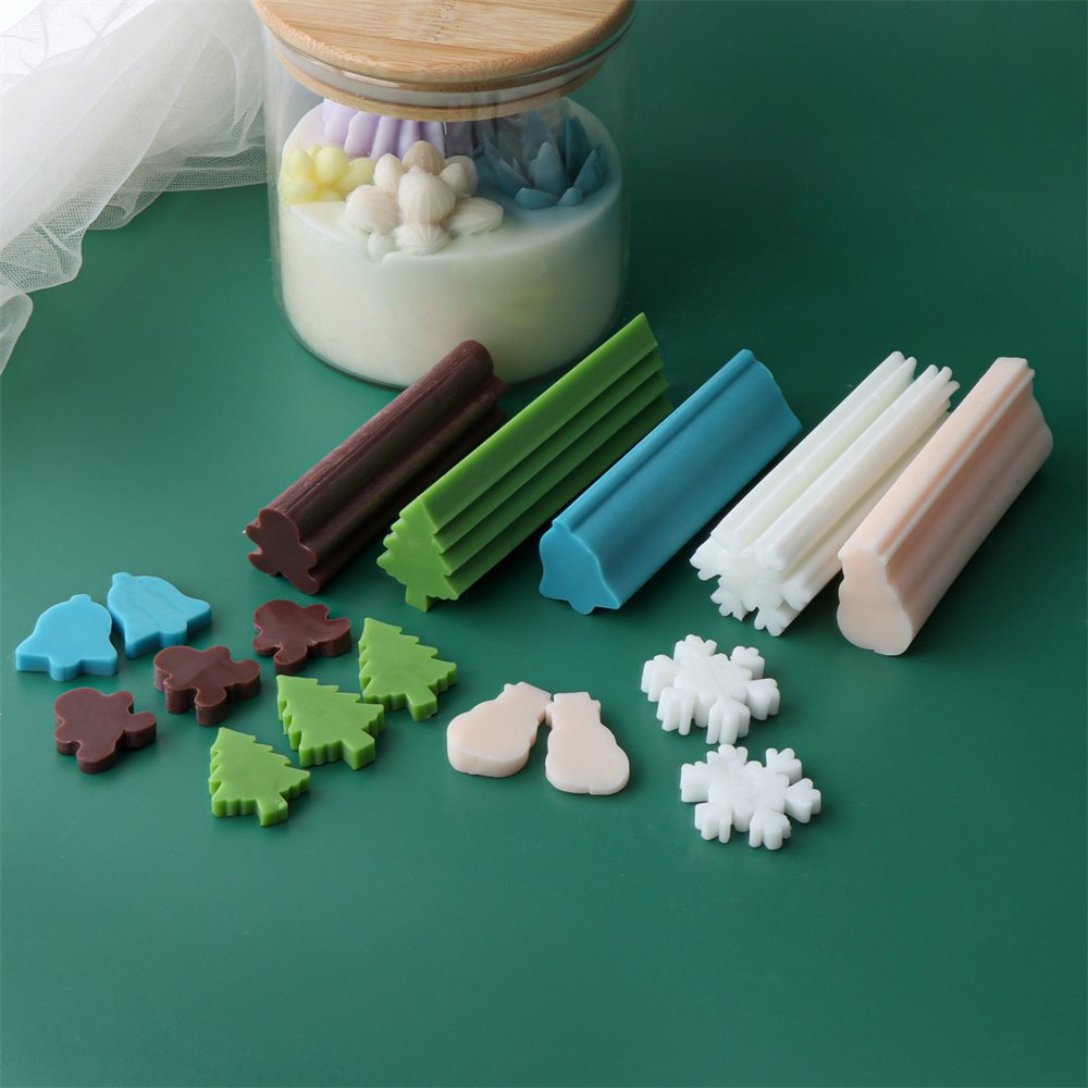 Soap Making Diy Kit - シリコンクリスマスチューブ,石鹸柱,クリスマスツリーの形,ミニスノーマンベル,スノーフレークパイプ型,製造用品の埋め込み