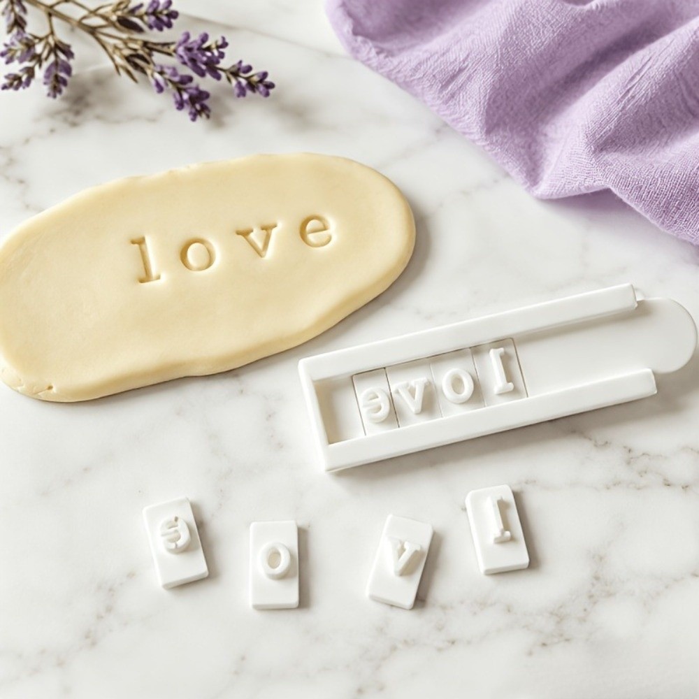 手作り粘土文字・数字スタンプセット（26文字、トレイ付き）、 - Soap Making Kit For Beginners のレビューと価格